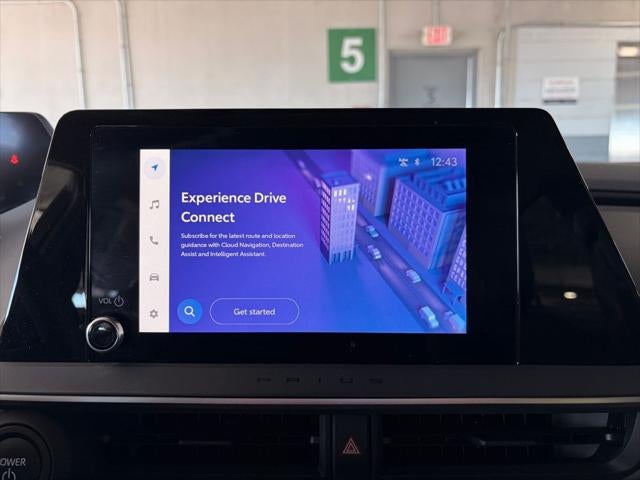 2025 Toyota PRIUS LE