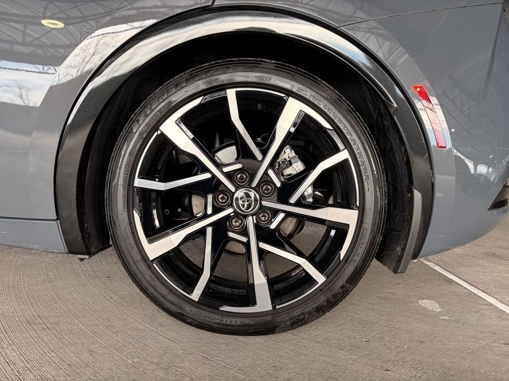 2024 Toyota PRIUS PRIME XSE Premium