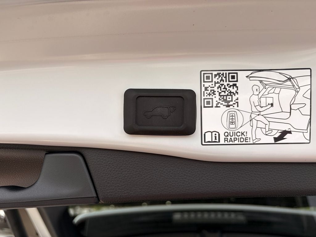 2025 Toyota RAV4 HYBRID Limited