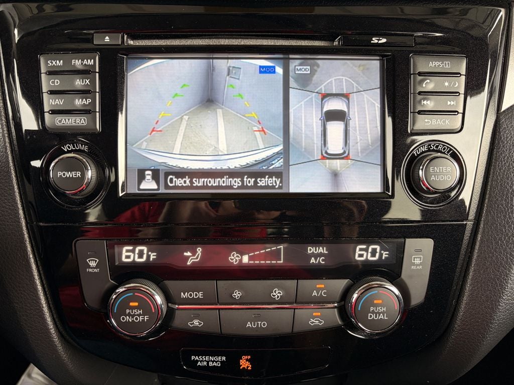 2016 Nissan Rogue SV