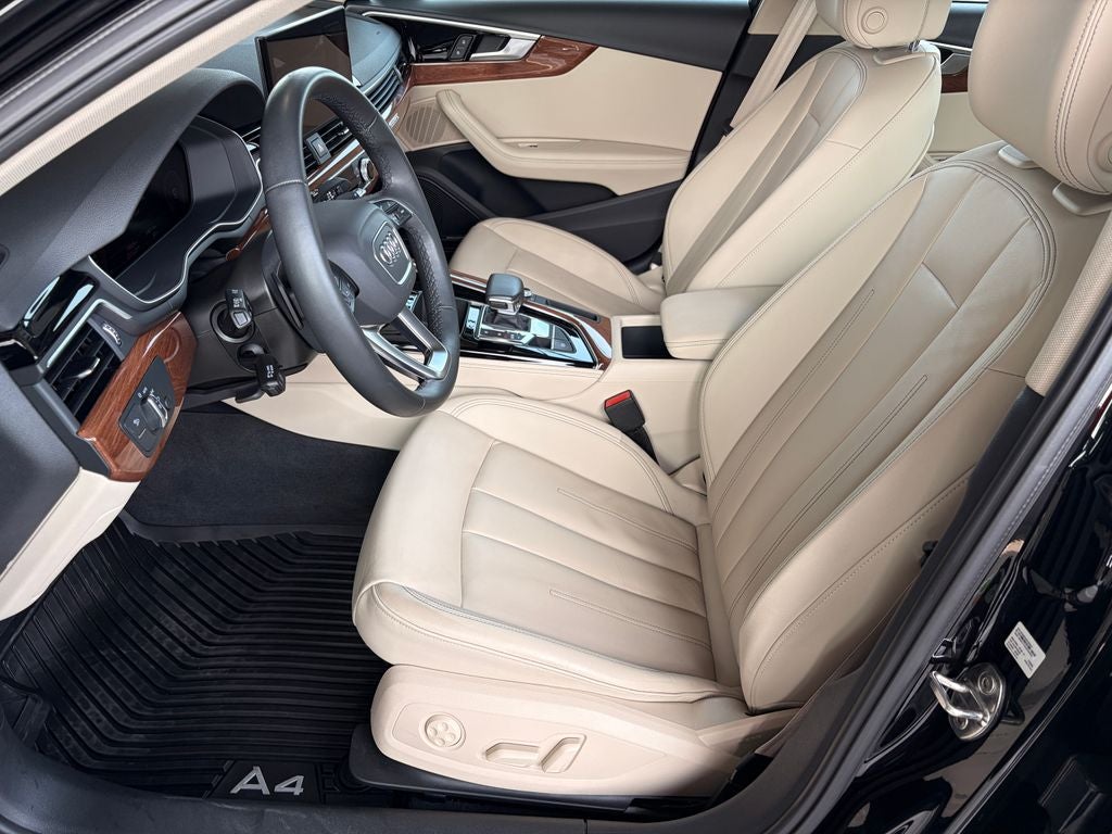 2022 Audi A4 40 Premium Plus quattro