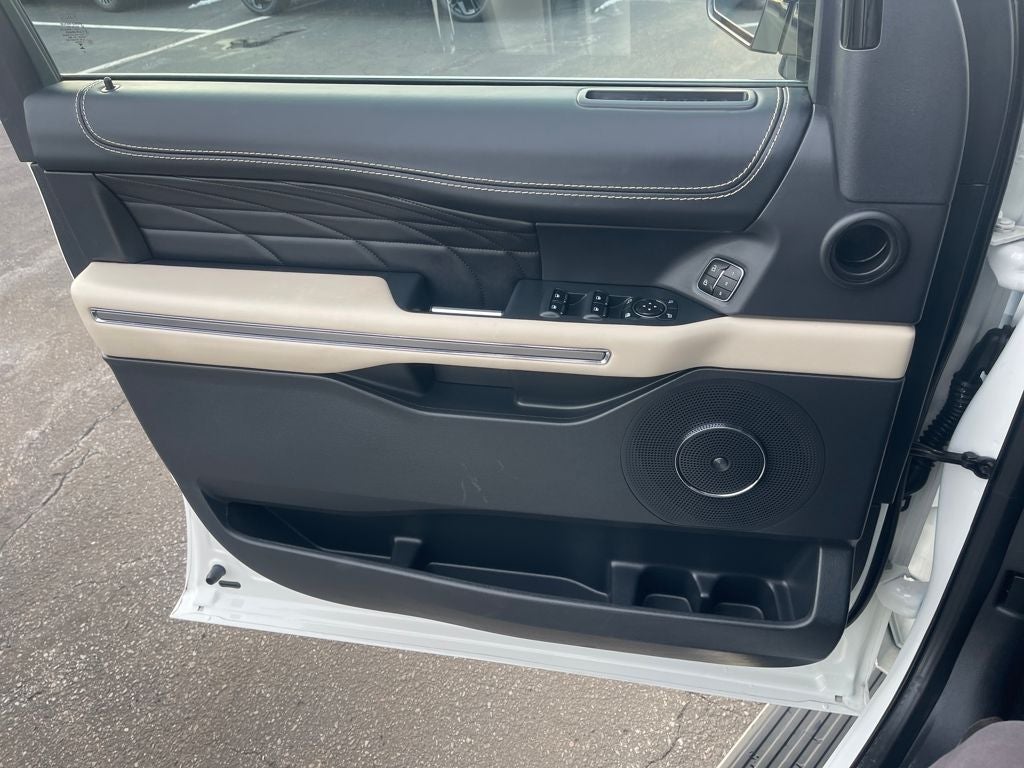 2023 Ford Expedition Platinum