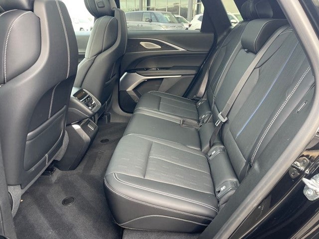 2025 Cadillac LYRIQ Sport