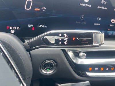 2025 Cadillac LYRIQ Sport