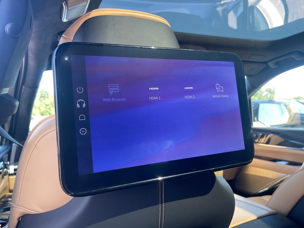 2025 Cadillac ESCALADE IQ Luxury 2