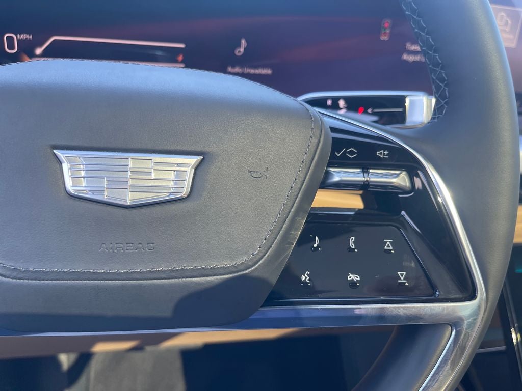2025 Cadillac ESCALADE IQ Luxury 2