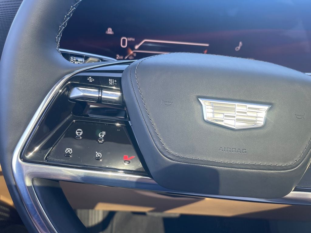 2025 Cadillac ESCALADE IQ Luxury 2