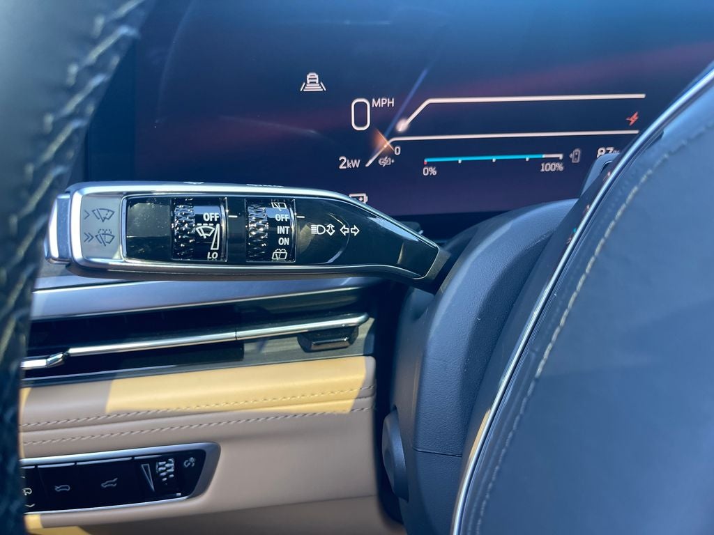 2025 Cadillac ESCALADE IQ Luxury 2