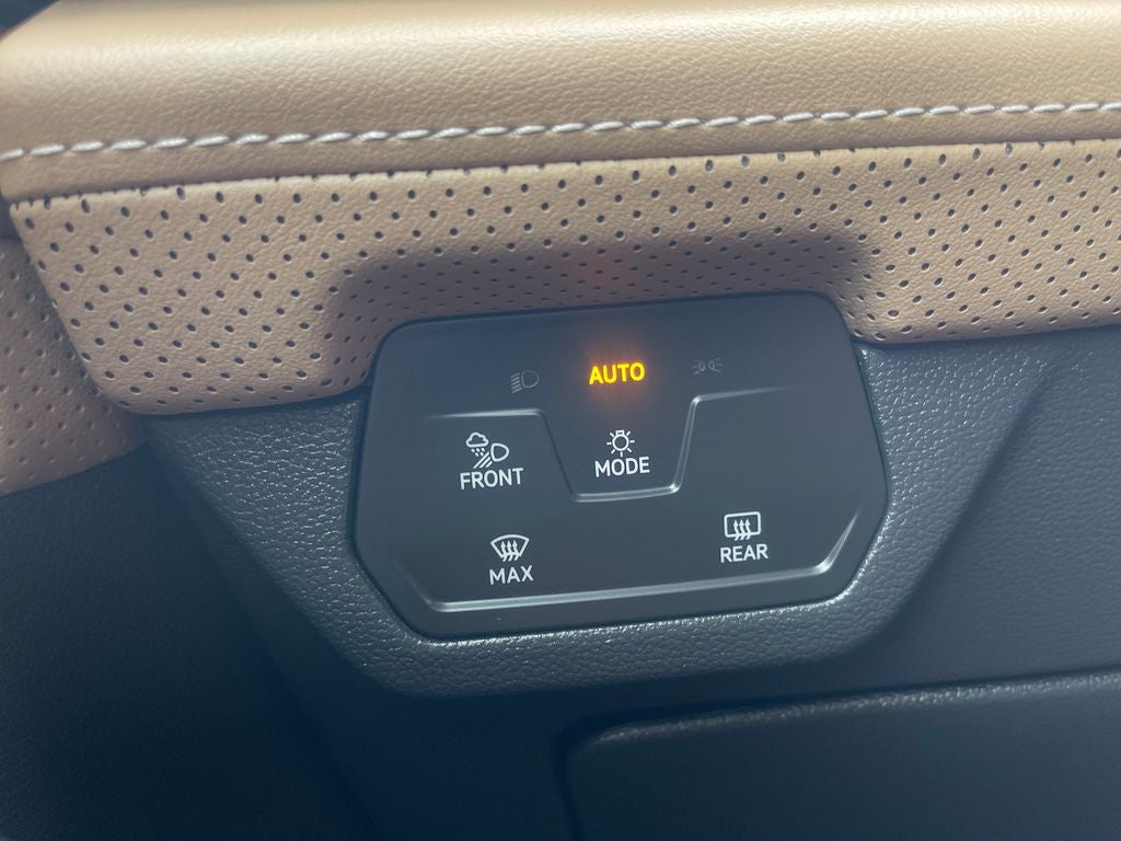 2024 Volkswagen Atlas Cross Sport 2.0T SE