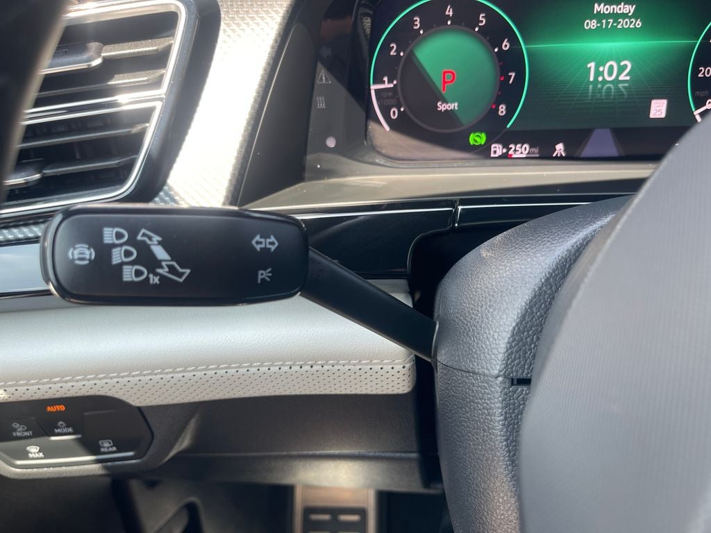 2025 Volkswagen Atlas Cross Sport 2.0T SEL Premium R-Line