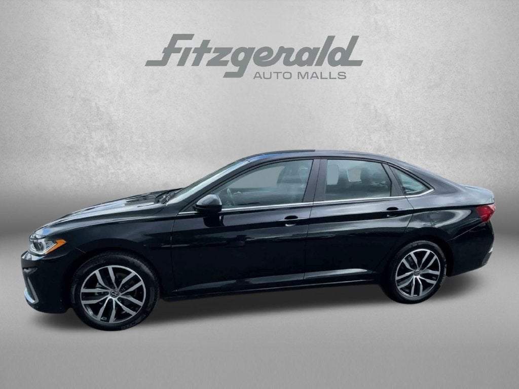 2025 Volkswagen Jetta 1.5T SE