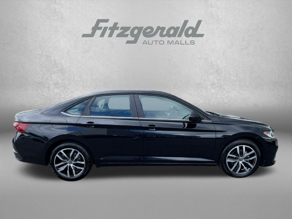 2025 Volkswagen Jetta 1.5T SE
