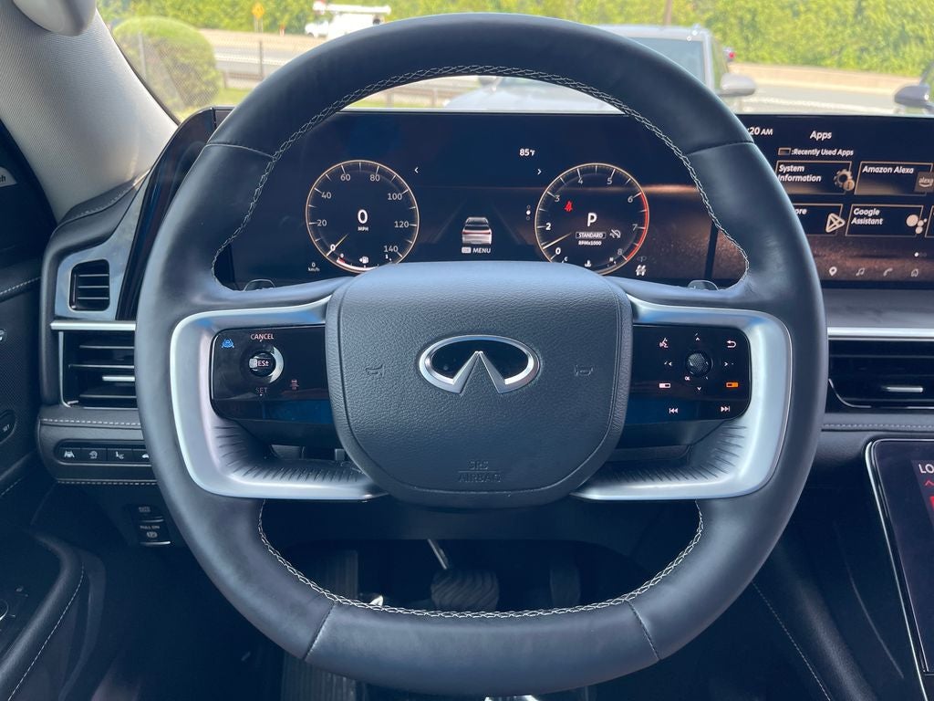 2025 INFINITI QX80 LUXE