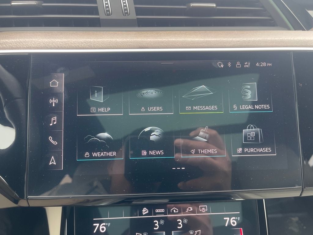 2024 Audi Q8 Sportback e-tron Premium Plus S line quattro