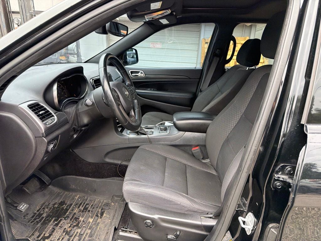 2019 Jeep Grand Cherokee Laredo