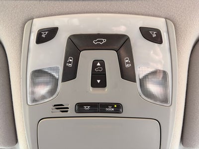 2013 Toyota Sienna XLE 8 Passenger
