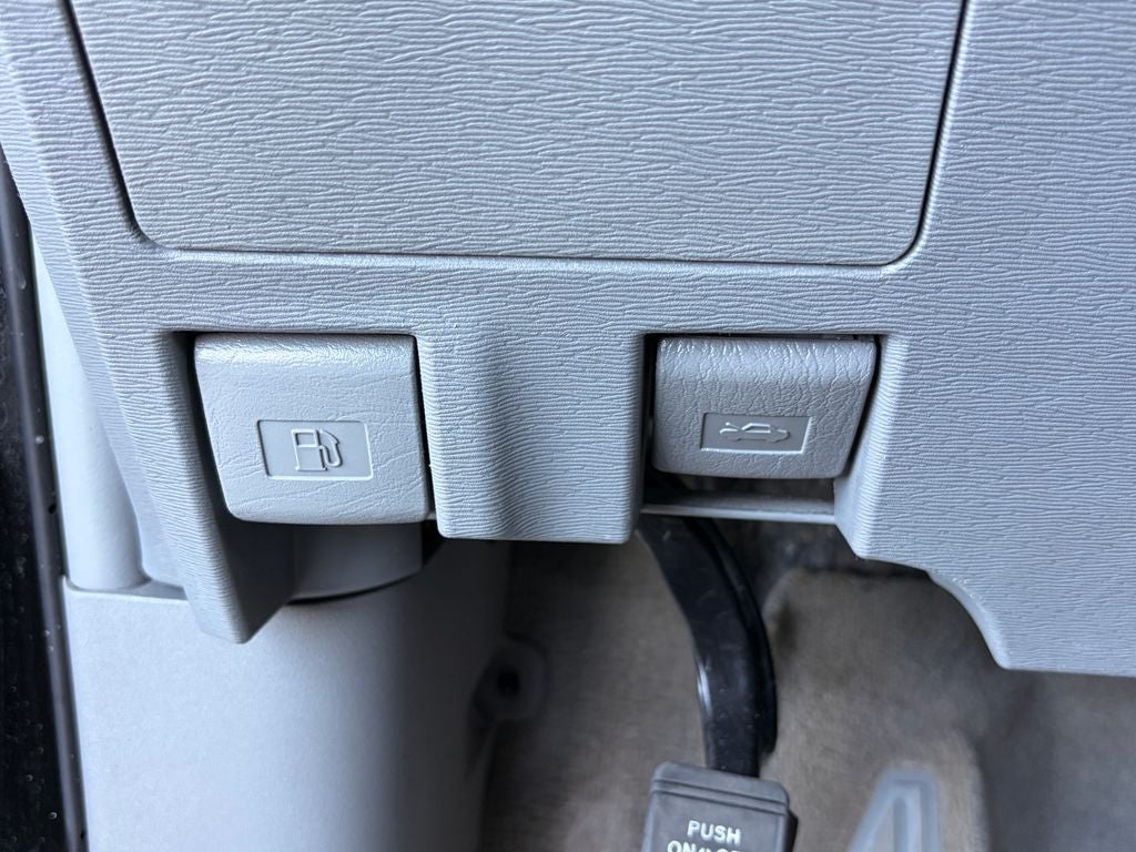 2013 Toyota Sienna XLE 8 Passenger