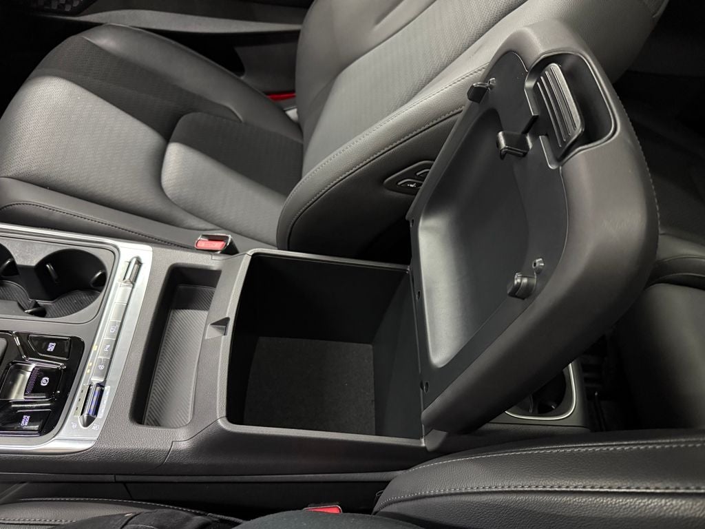 2025 Kia Carnival SX Prestige