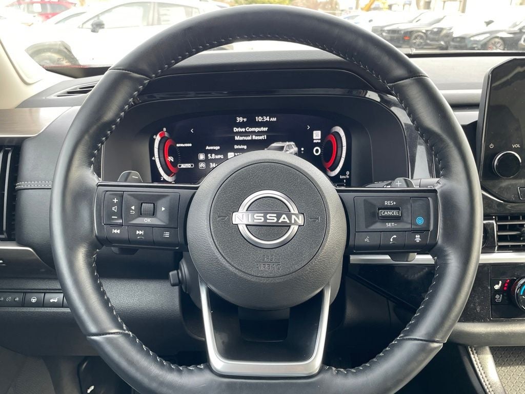 2022 Nissan Pathfinder Platinum