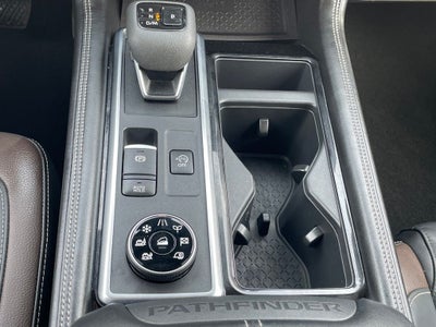 2022 Nissan Pathfinder Platinum