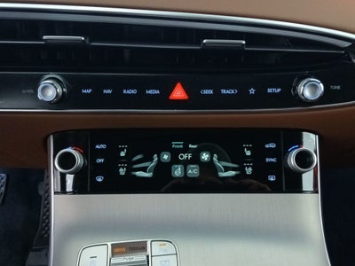 2026 Genesis GV70 2.5T Advanced