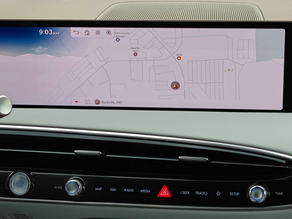 2026 Genesis GV70 2.5T Advanced