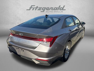 2023 Hyundai Elantra SE