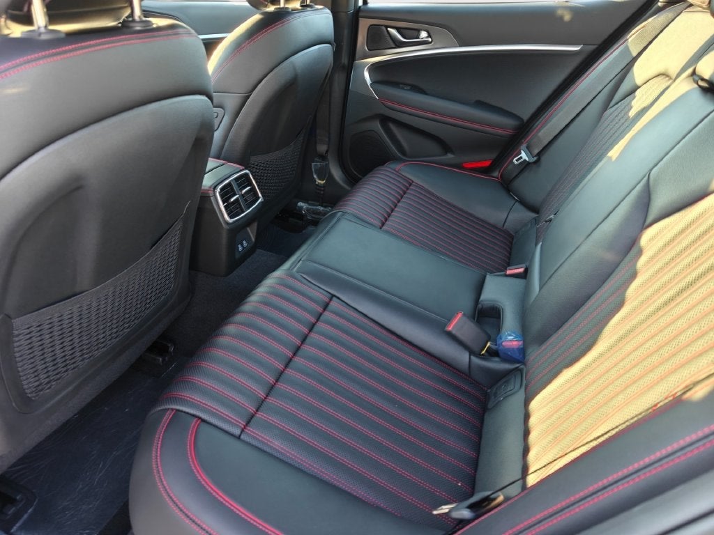 2027 Genesis G70 2.5T Sport Prestige
