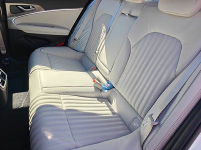 2027 Genesis G70 2.5T Sport Prestige