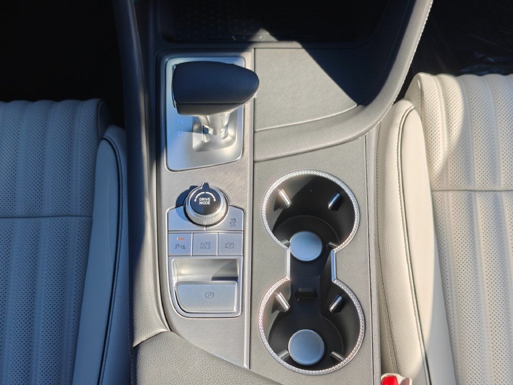 2027 Genesis G70 2.5T Sport Prestige
