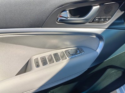 2027 Genesis G70 2.5T Sport Prestige
