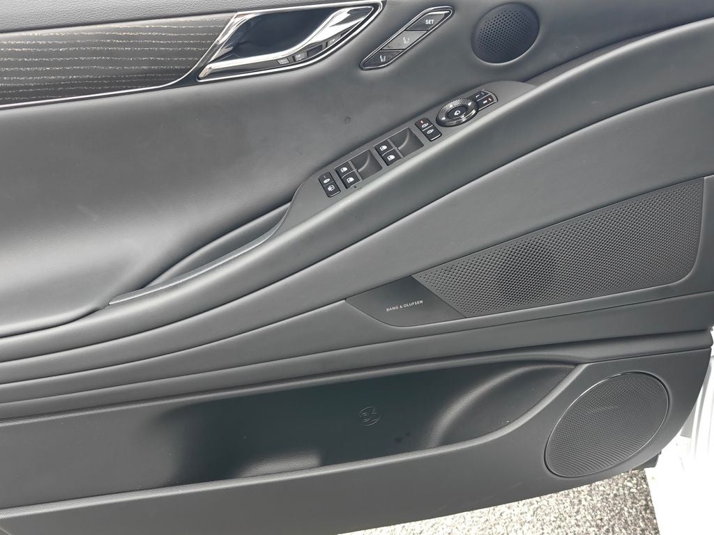 2027 Genesis G80 3.5T Prestige Black