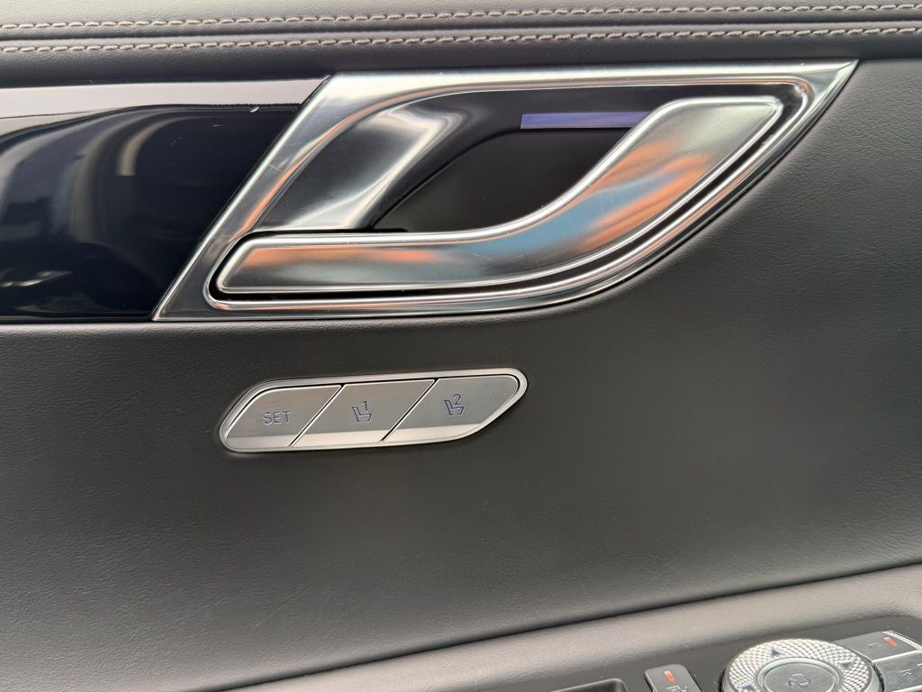 2025 Genesis GV80 2.5T