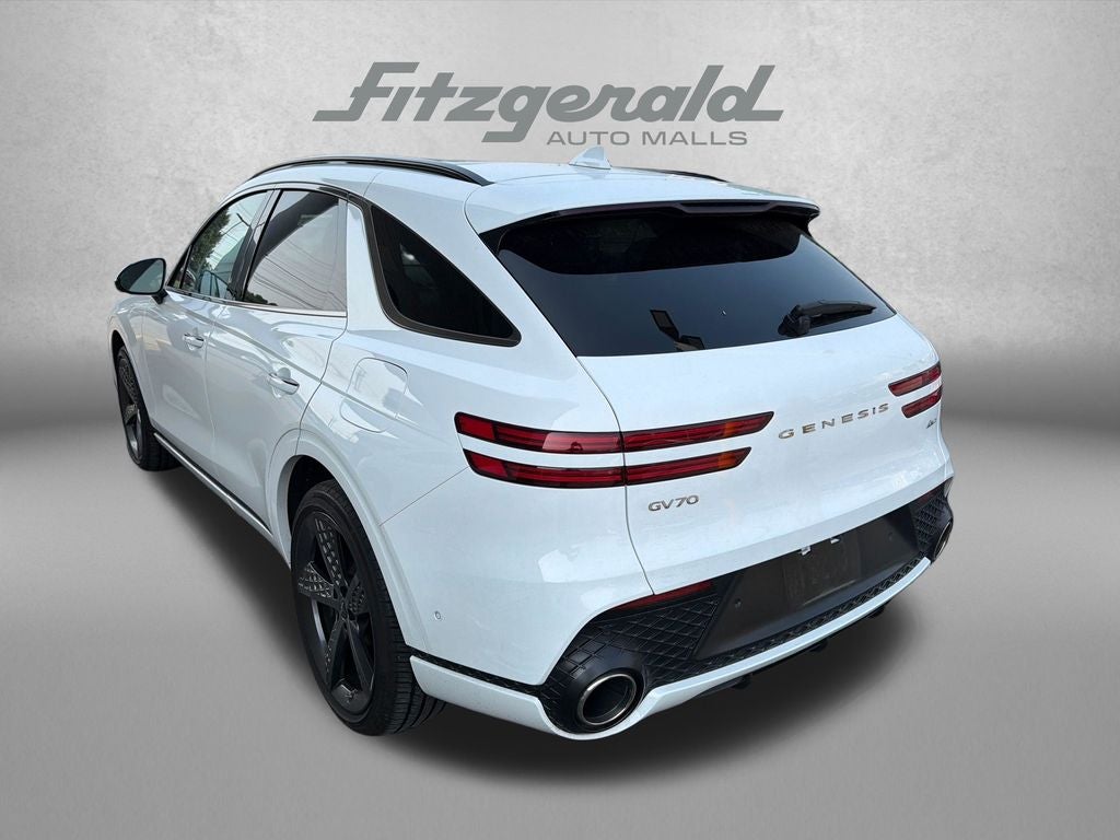 2023 Genesis GV70 2.5T