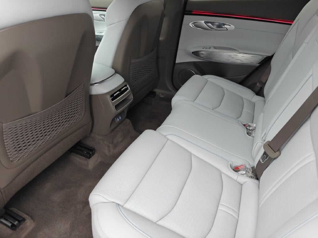 2027 Genesis Electrified GV70 19"
