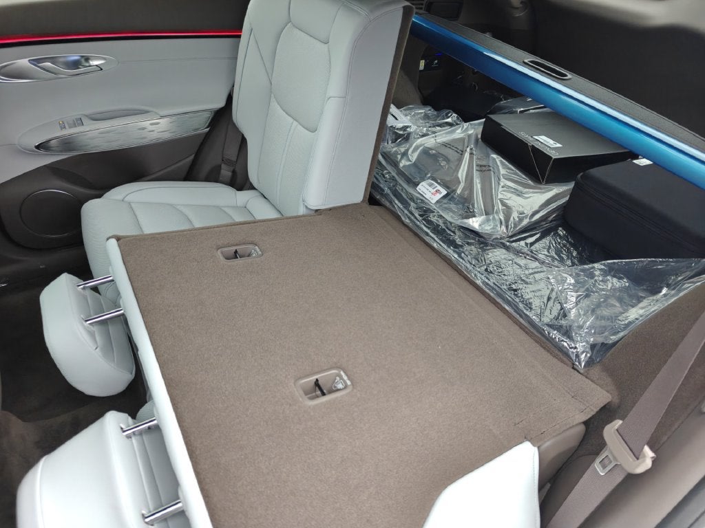 2027 Genesis Electrified GV70 19"