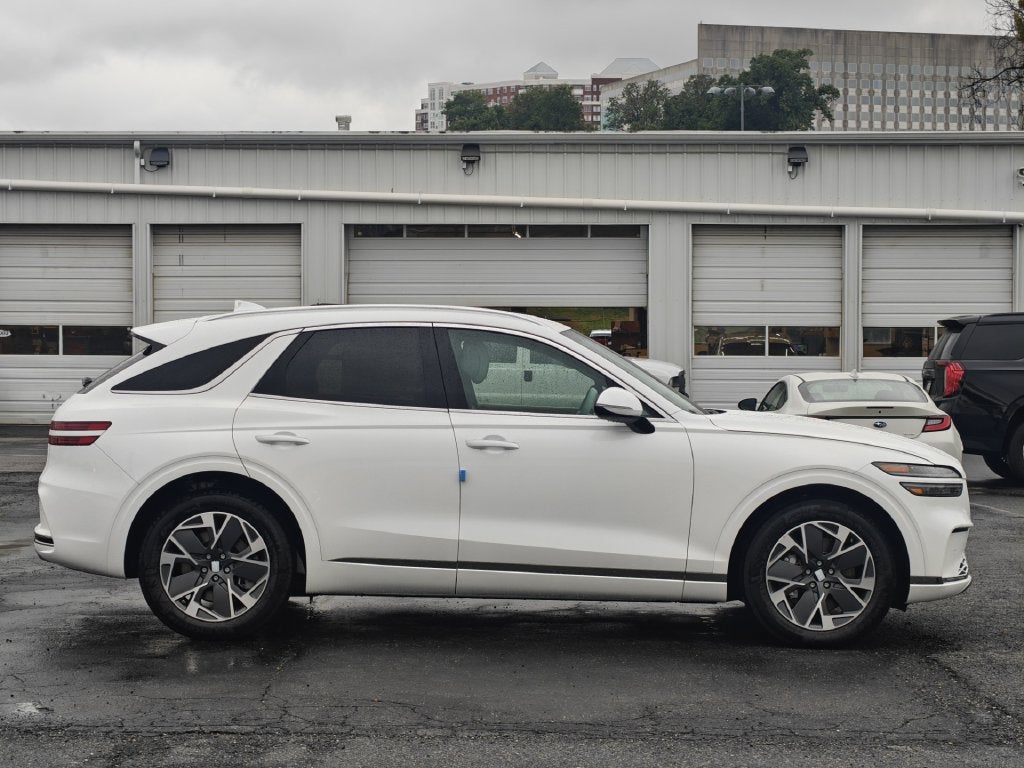 2027 Genesis Electrified GV70 19"