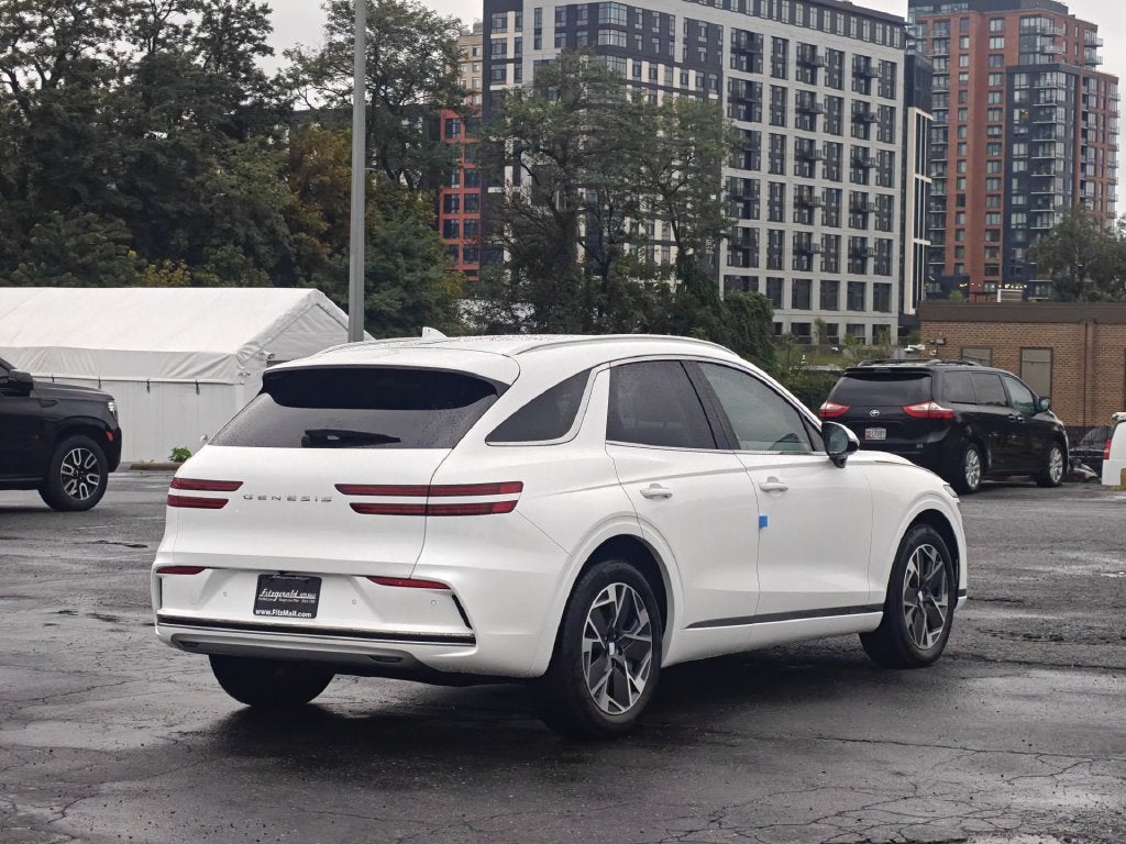 2027 Genesis Electrified GV70 19"