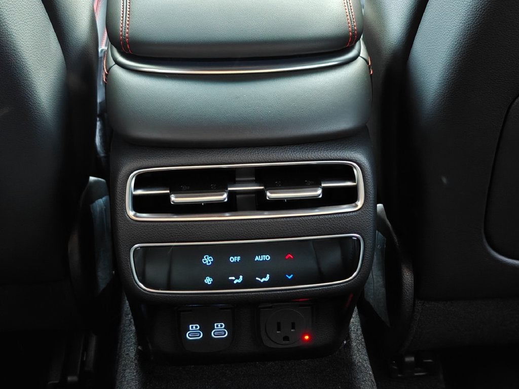 2027 Genesis GV70 2.5T Sport Prestige