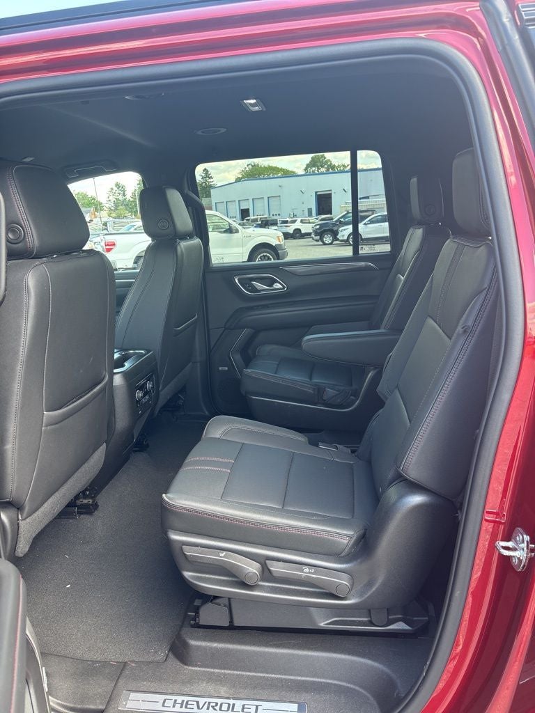 2022 Chevrolet Suburban RST