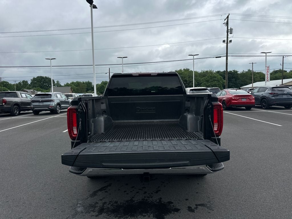 2025 GMC Sierra SLT