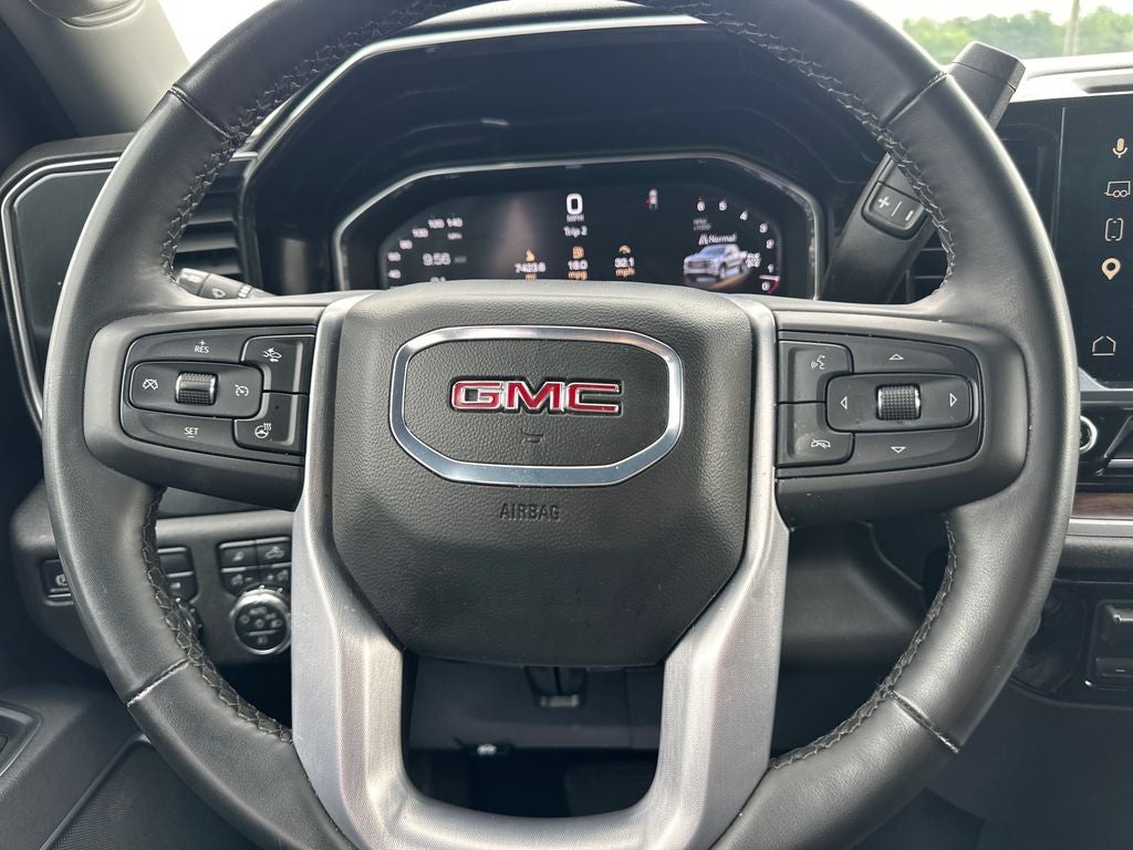 2025 GMC Sierra SLT