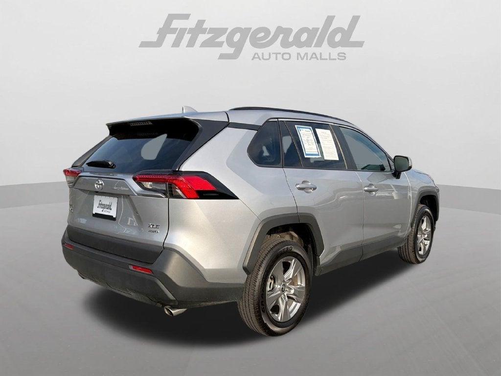 2025 Toyota RAV4 XLE