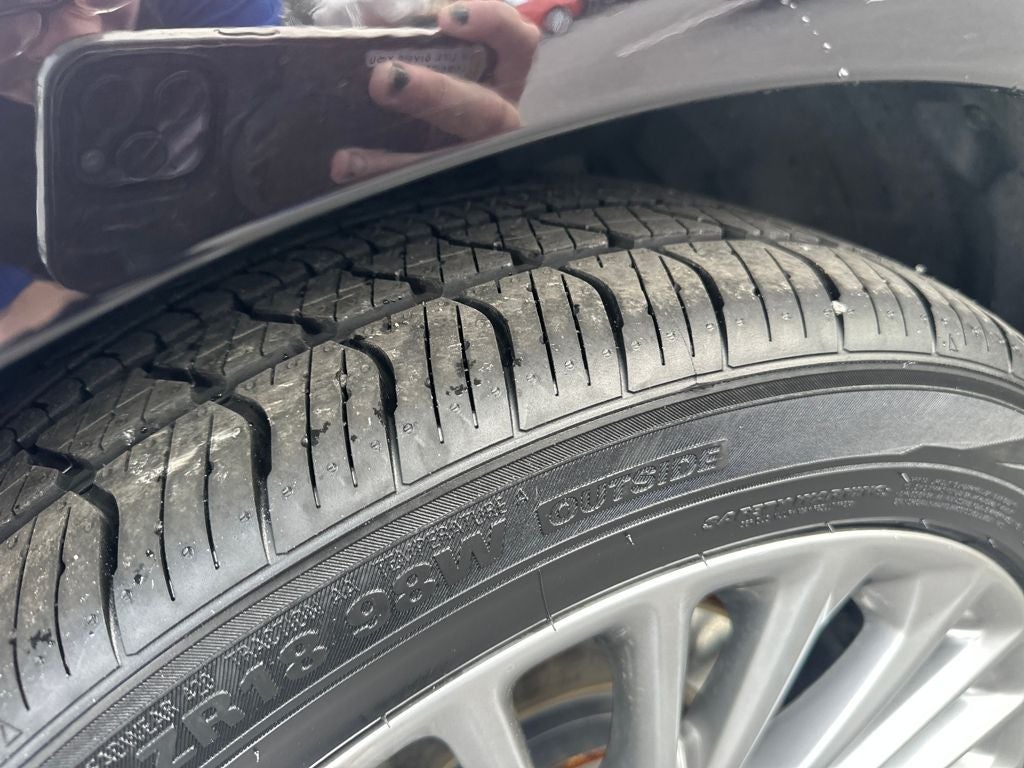 2020 Toyota AVALON HYBRID Limited