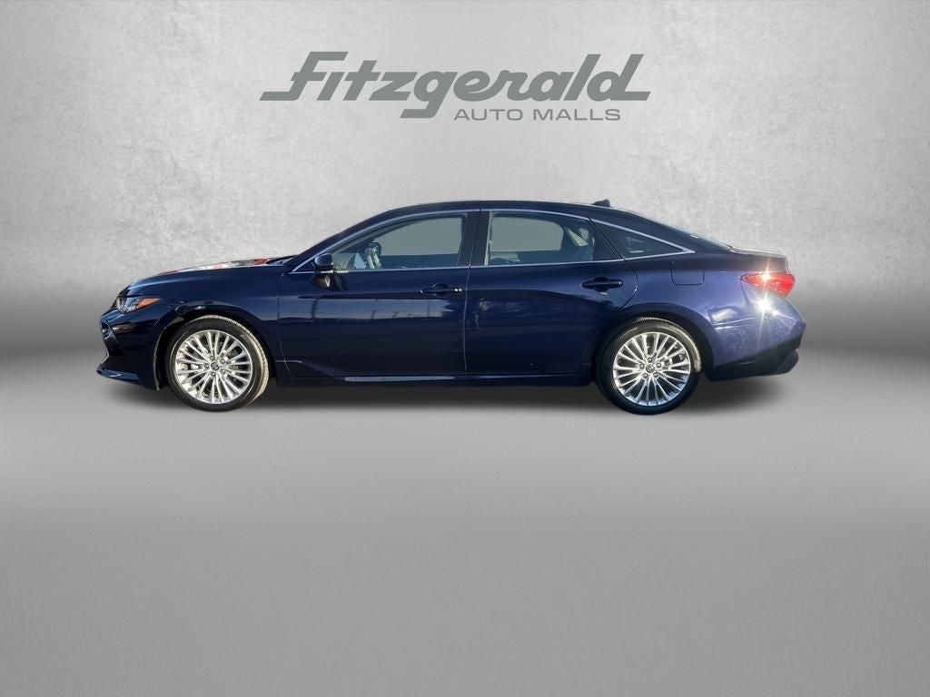 2022 Toyota Avalon Hybrid Limited