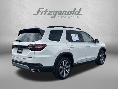 2025 Honda Pilot Touring