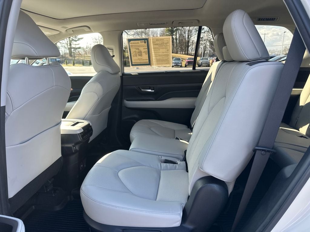 2024 Toyota GRAND HIGHLANDER HV Limited