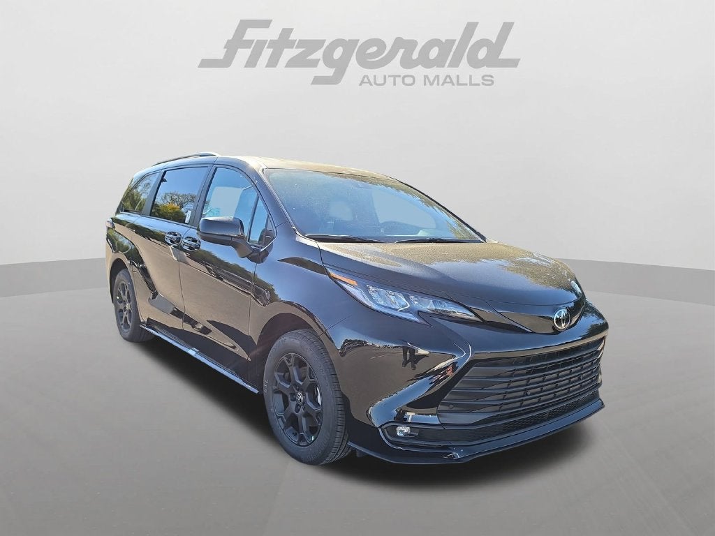 2026 Toyota Sienna Woodland Edition 7 Passenger