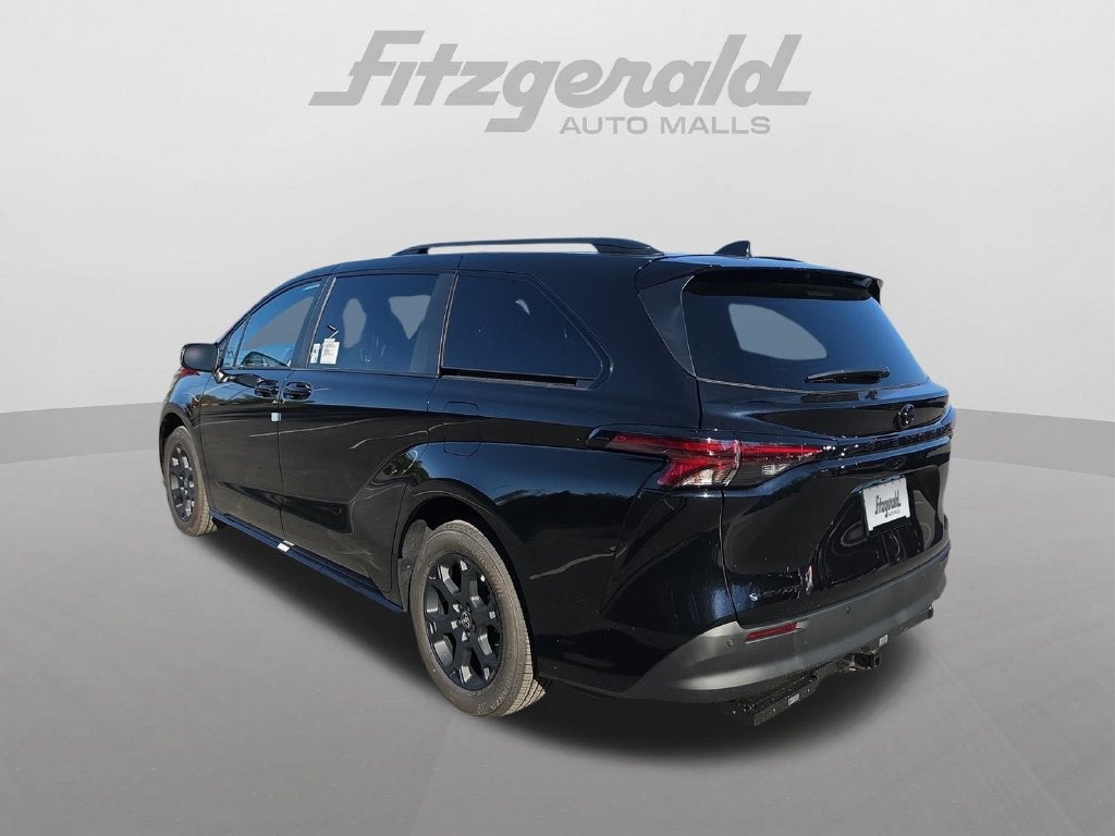 2026 Toyota Sienna Woodland Edition 7 Passenger