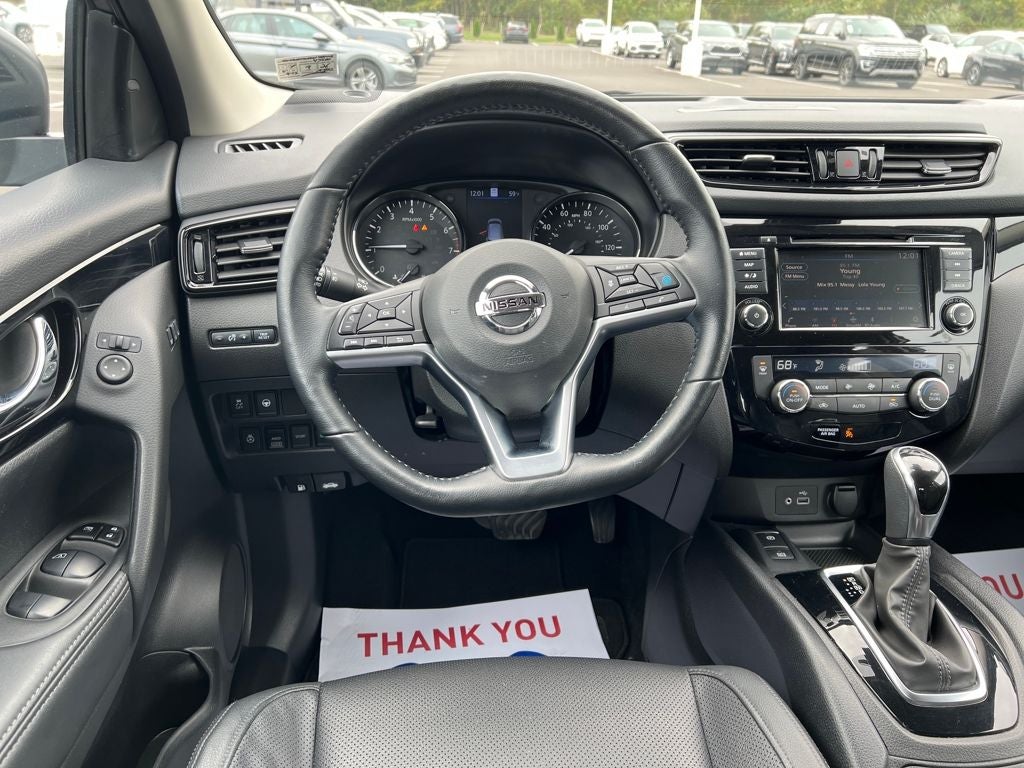 2022 Nissan Rogue Sport SL